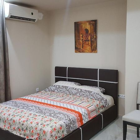 Studio Apartman - Centar Тиват Экстерьер фото
