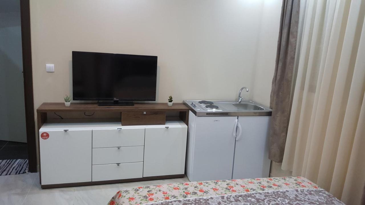 Studio Apartman - Centar Тиват Экстерьер фото